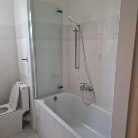 Slunny V Praze Letnanech Apartamento